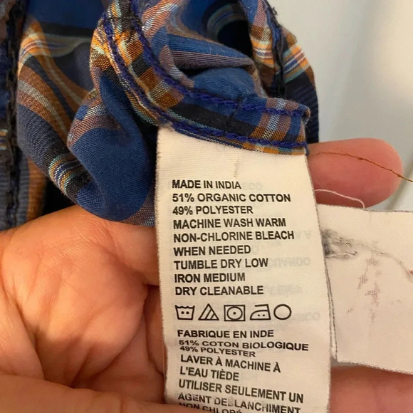 Prana men’s slim fit button down shirt, large. Blue, salmon and beige plaid - Picture 6 of 6